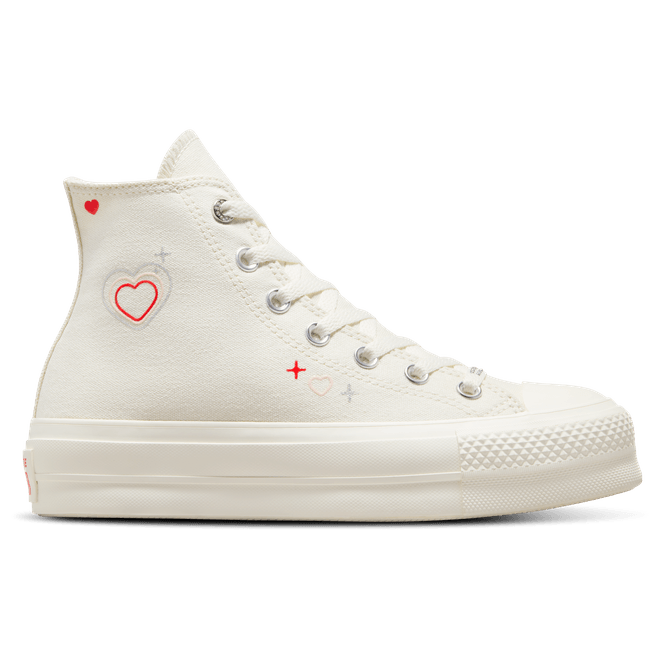Converse Chuck Taylor All Star Lift Platform Y2K Heart