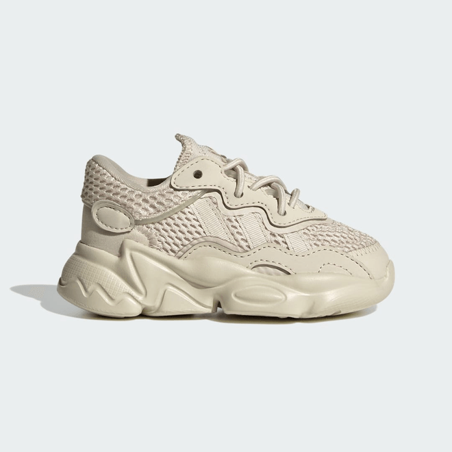 adidas OZWEEGO