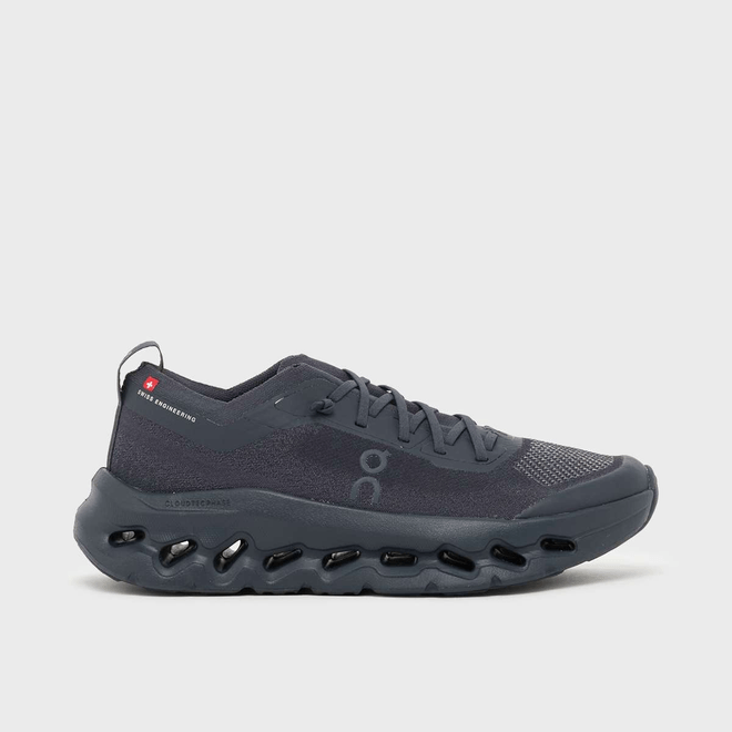 On Wmns Cloudtilt Moon Running