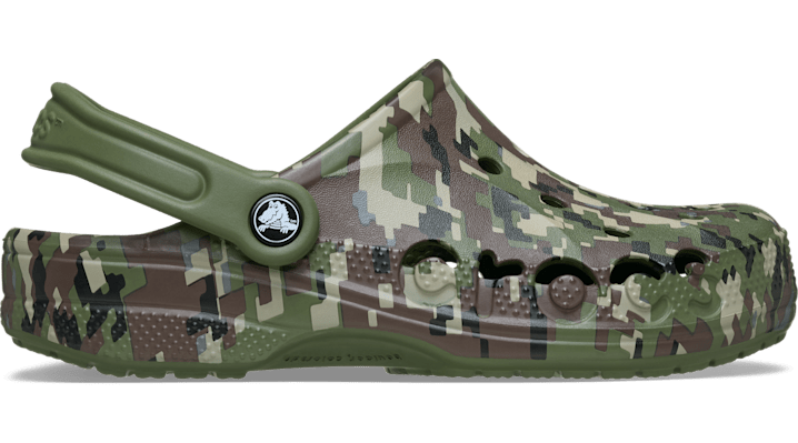 Crocs Baya Seasonal Printed Clogs Army Green & Multi 'Army Green'