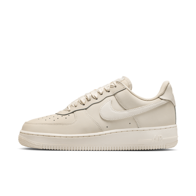 Nike Air Force 1 Retro Premium