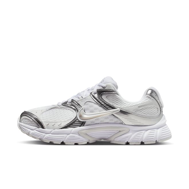 Nike V5 RNR 'Metallic Platinum'