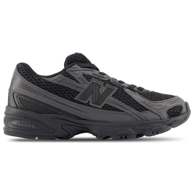 New Balance 740