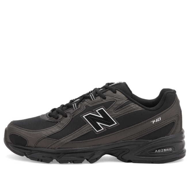 New Balance 740