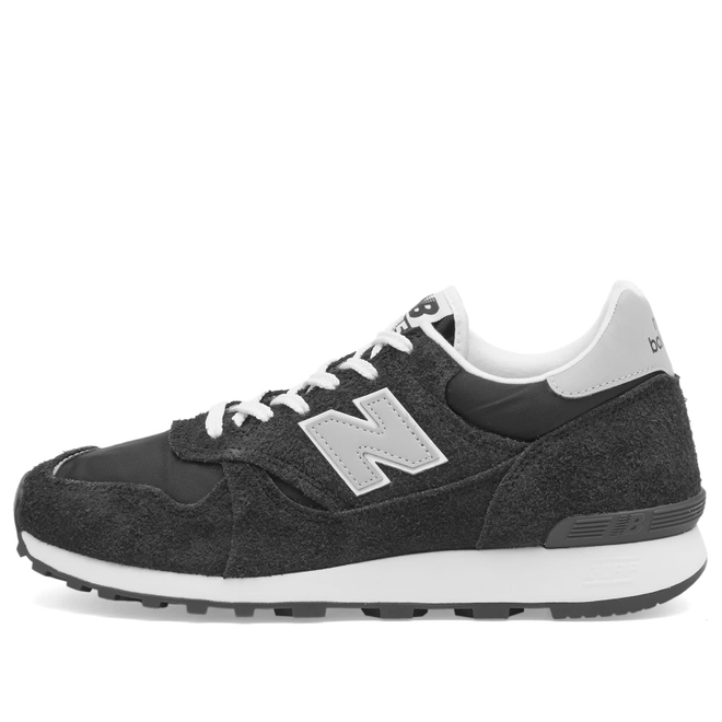 New Balance 475