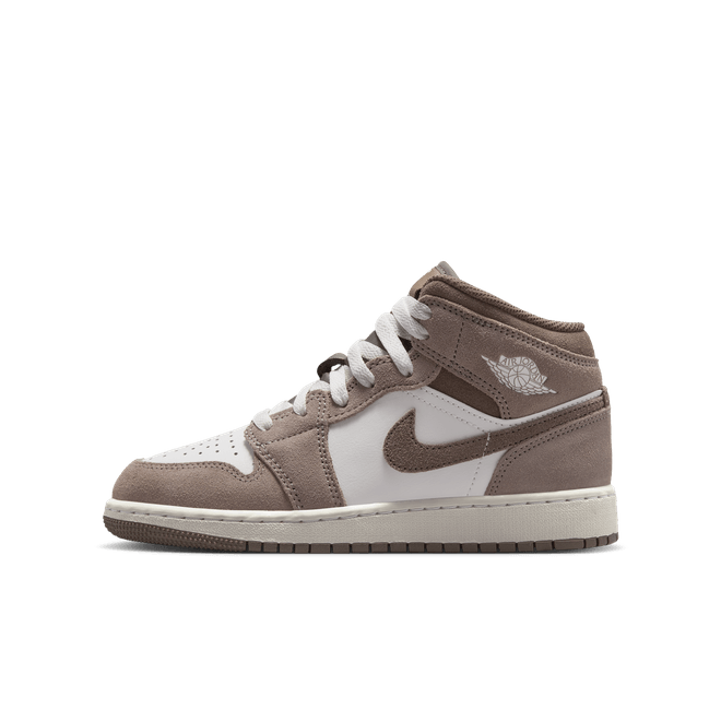 Air Jordan 1 Mid