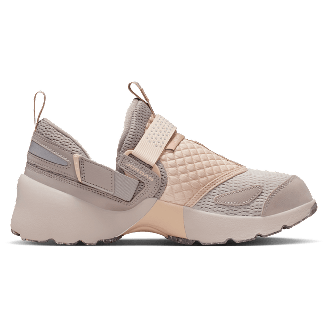Jordan Trunner Lx White