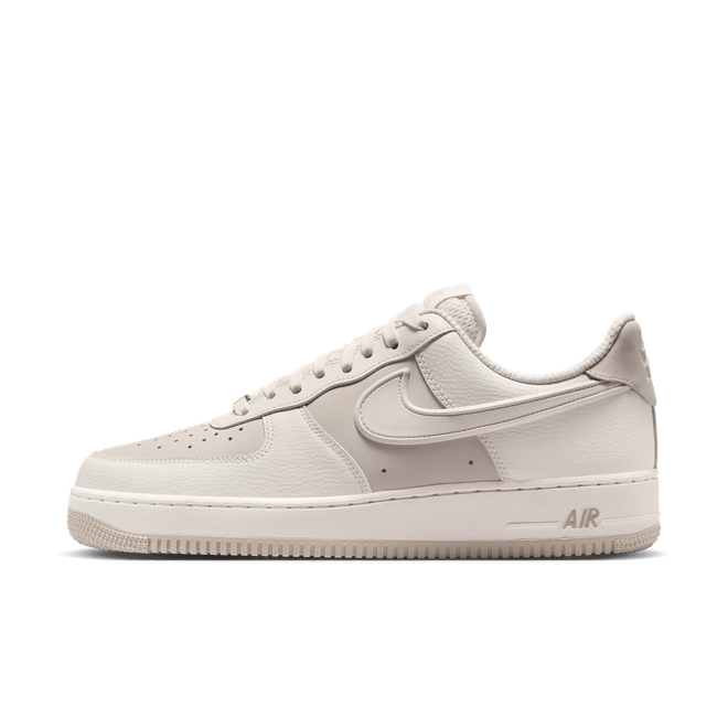 Nike Air Force 1 '07 LV8