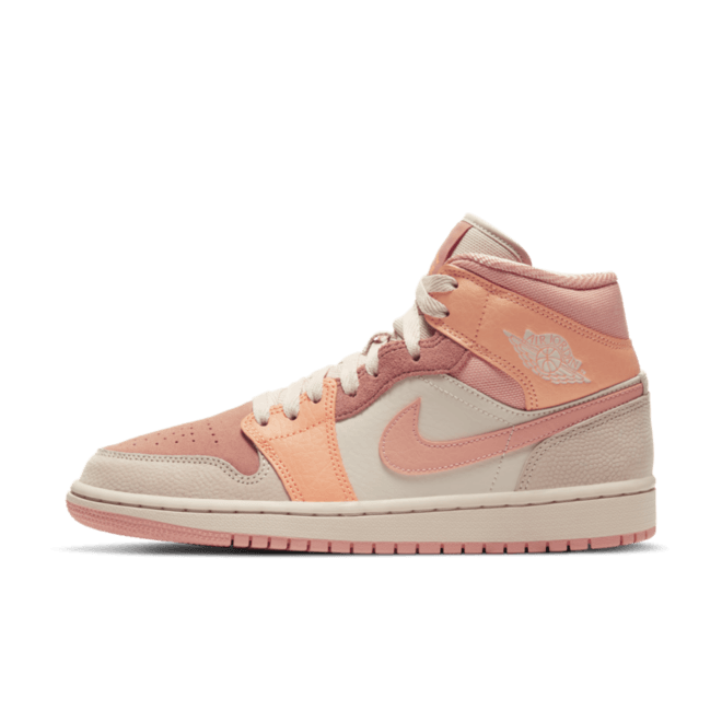 Air Jordan 1 Mid WMNS 'Atomic Orange'