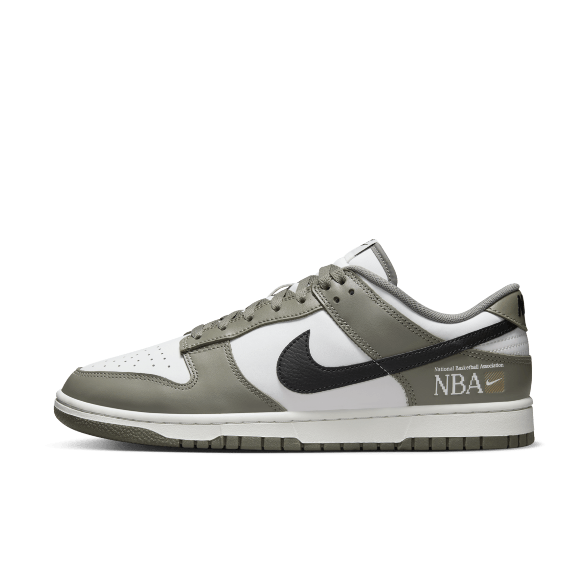 Nike Dunk Low 'NBA Paris'
