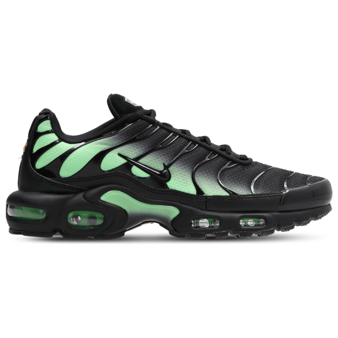 Nike Tuned Green