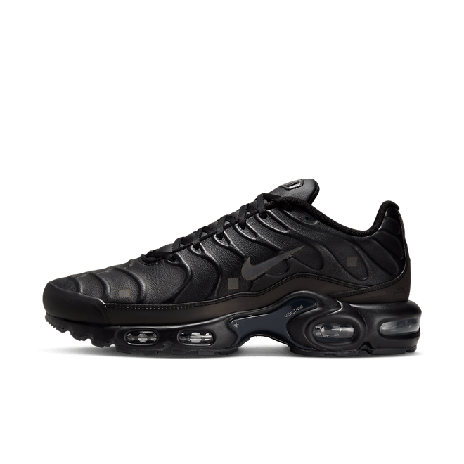 A-COLD-WALL* x Nike Air Max Plus 'Black'