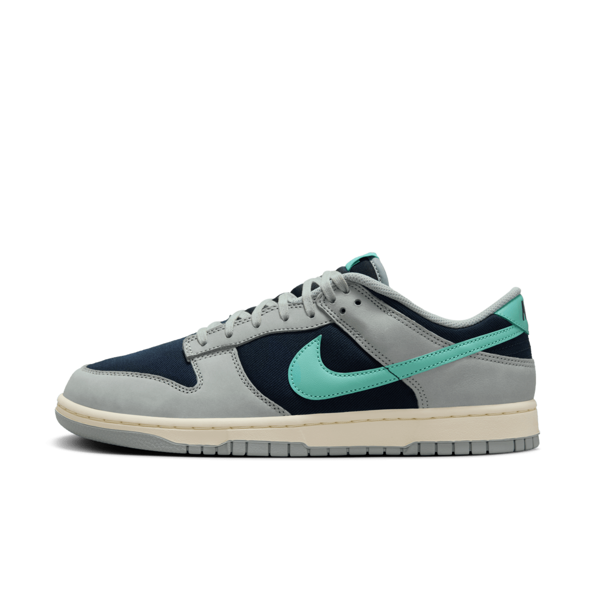 Nike Dunk Low PRM 'Obisidian & Green Frost'