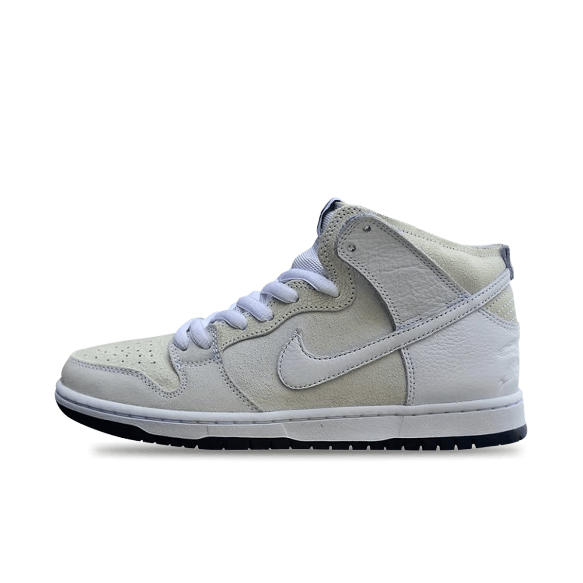 Anithero x Nike SB Dunk High 'White'