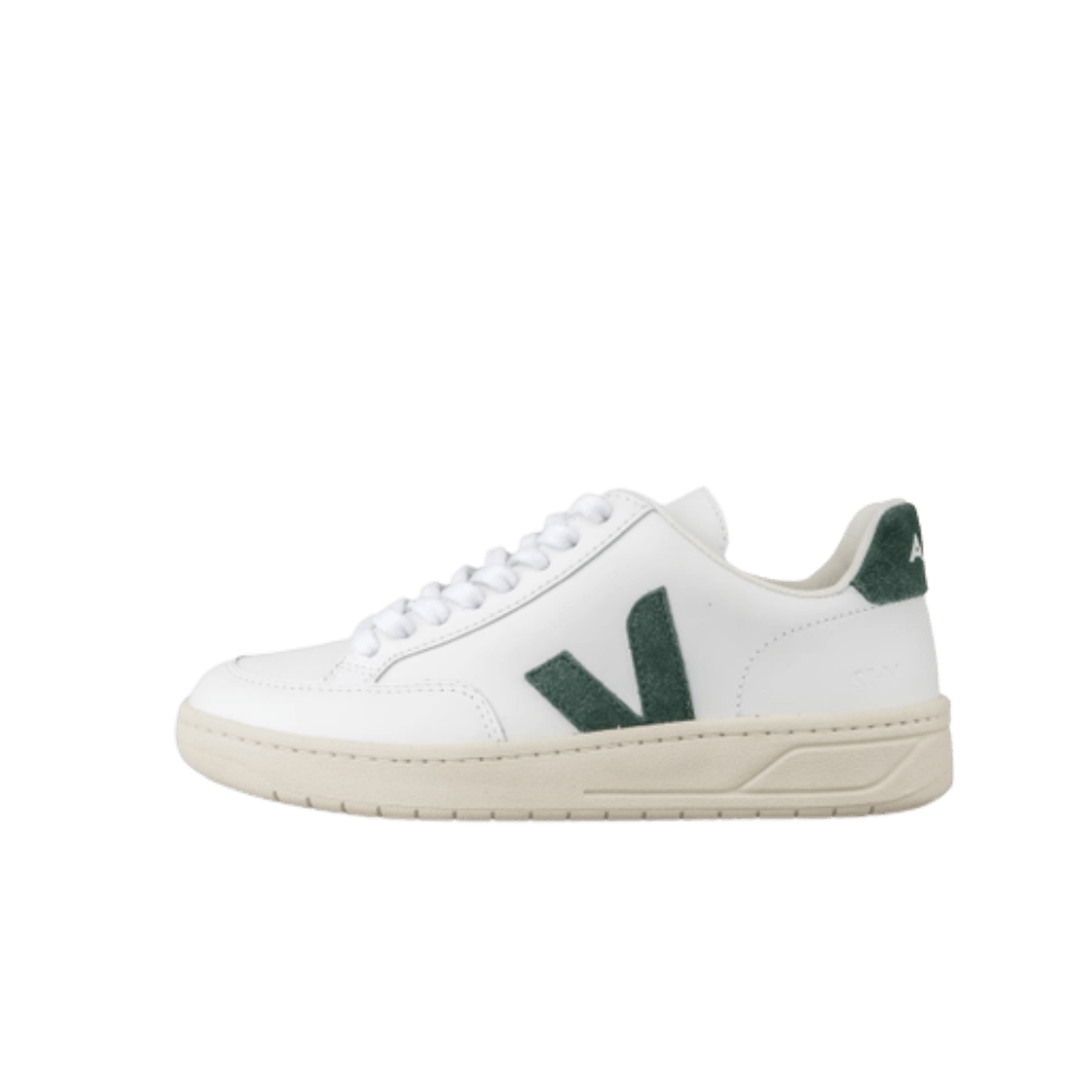 Veja V12 W Extra White Cyprus