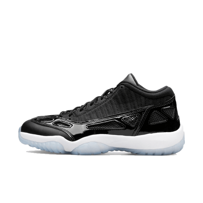 Air Jordan 11 IE 'Space Jam'