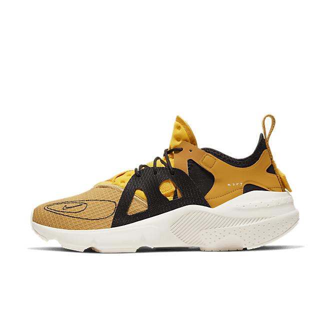 Nike Huarache Type Club Gold