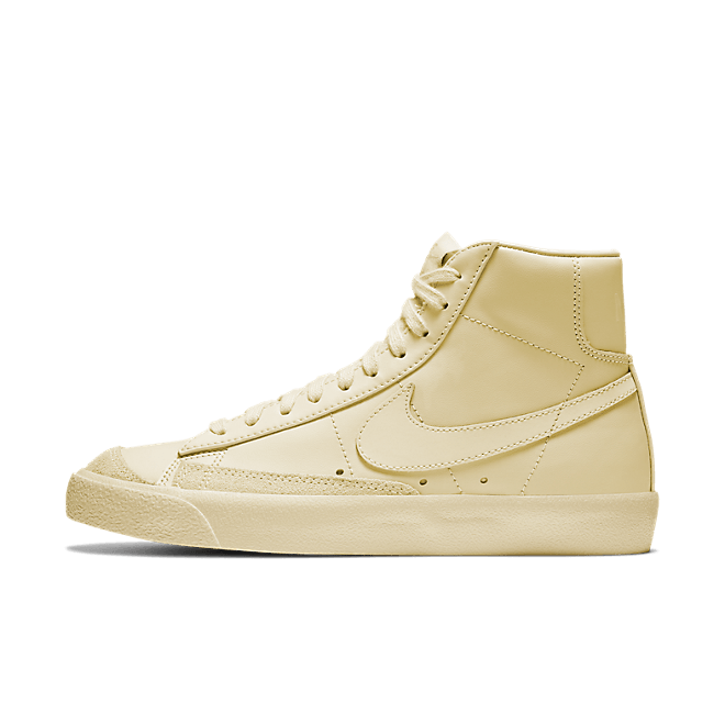 Nike Blazer Mid 77 Coconut Milk (W)