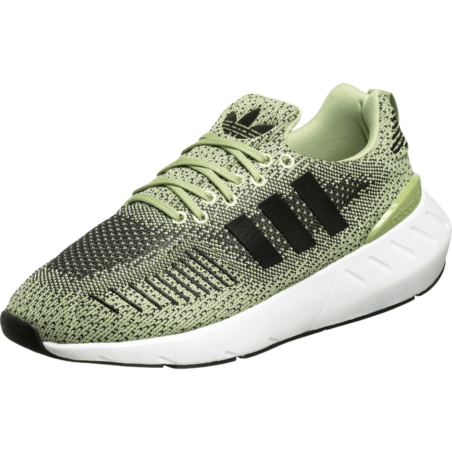 adidas Swift Run 22