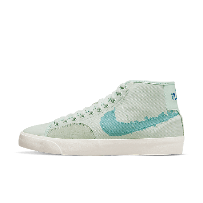 Nike SB Skateboard Blazer Court Mid PRM 