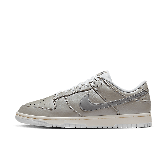 Nike Dunk Low Metallic Silver