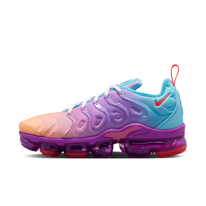 Nike Air VaporMax Plus Fuchsia Dream Bright Crimson Gradient (W)