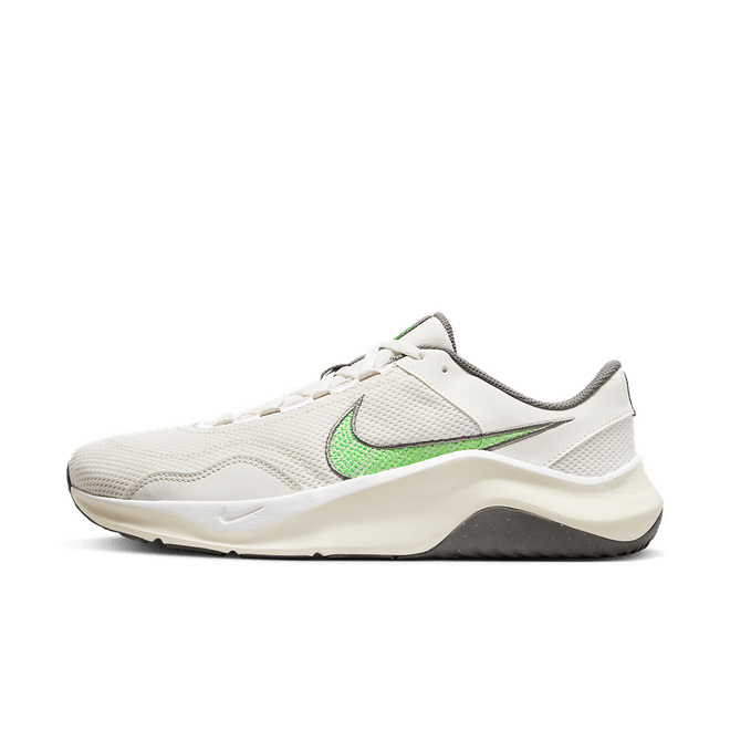 Nike Legend Essential 3 Next Nature