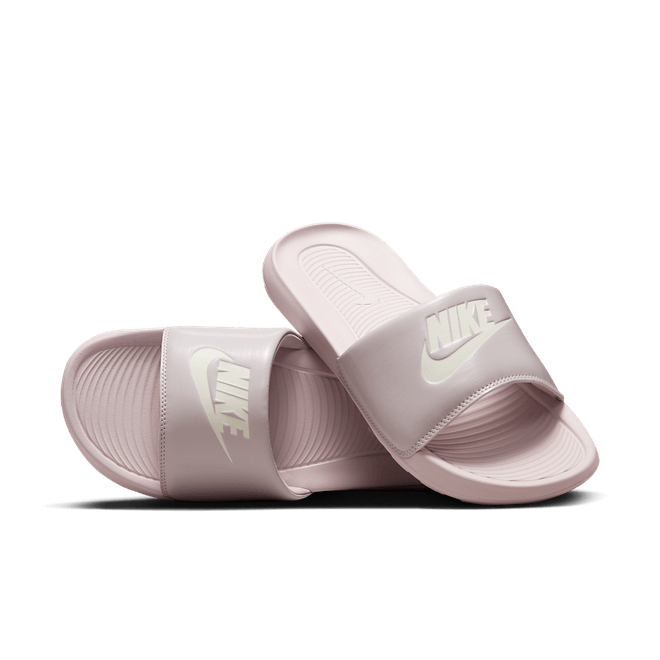Nike Victori One