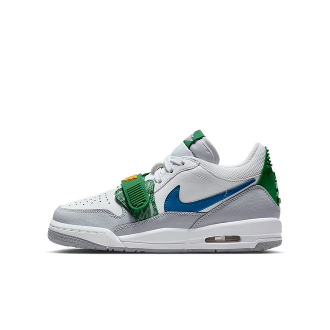 Air Jordan Air Jordan Legacy 312 Low GS 'White Pine Industrial Blue' 