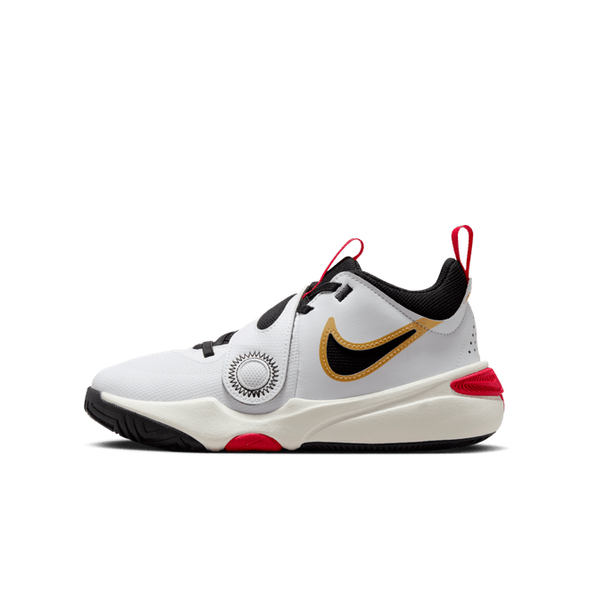 Nike Team Hustle D 11 Older Kids' Basketball