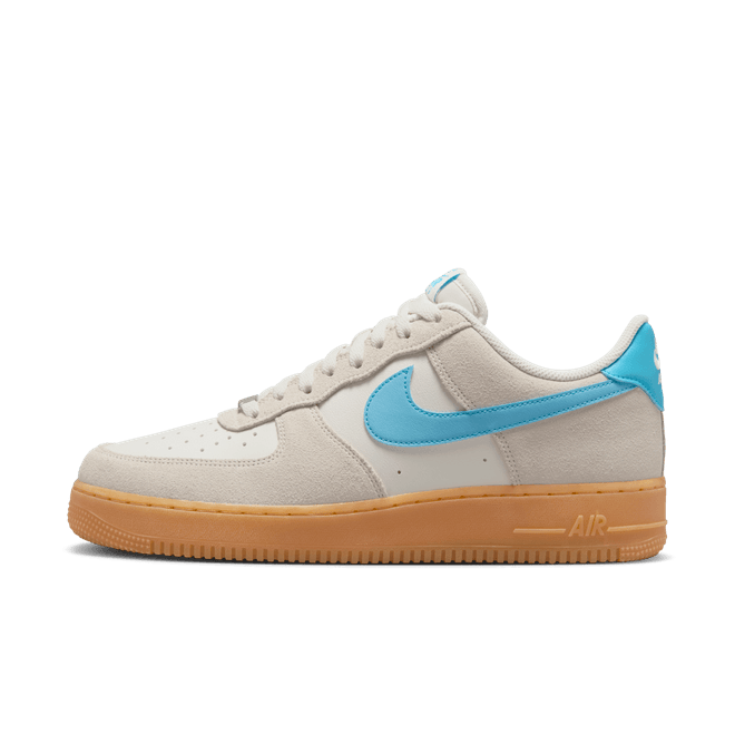 Nike Air Force 1 '07 LV8