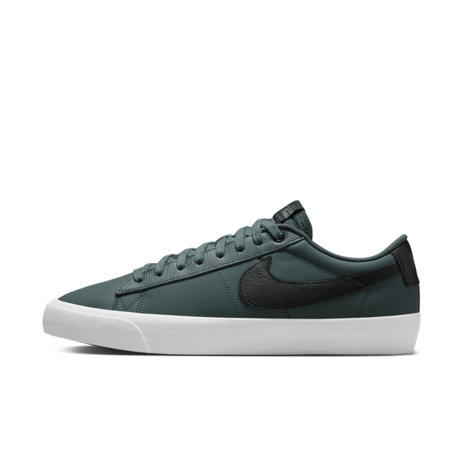 Nike SB Blazer Low Pro GT