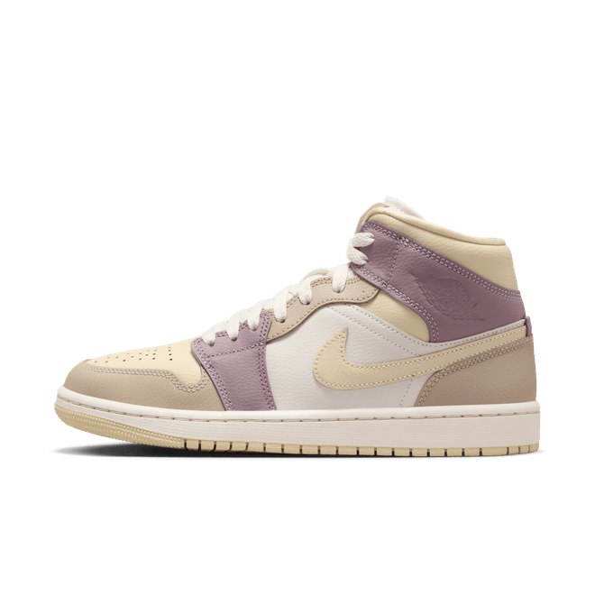 Air Jordan 1 Mid WMNS 'Light Orewood Brown'