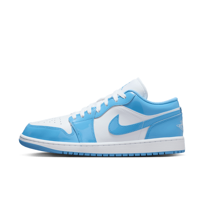 Air Jordan 1 Low SE 'White & Legend Blue'