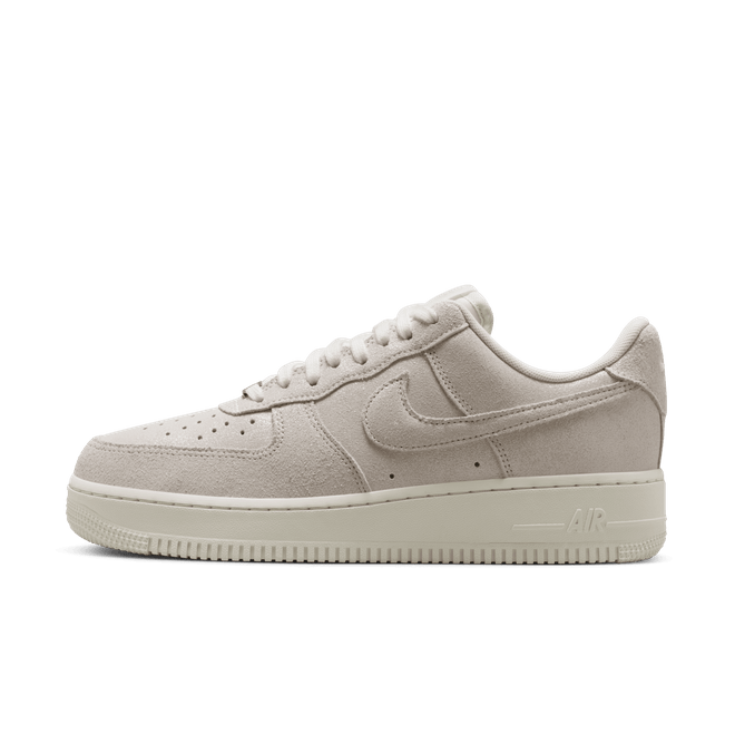 Nike Air Force 1 '07 SE 'Sail Glittery Suede'