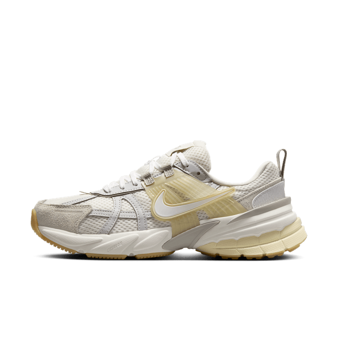 Nike V2K Run WMNS 'Phantom & Light Khaki'