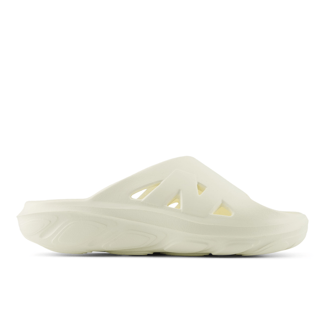 New Balance Fresh Foam RCVRY Slide Angora Parchment