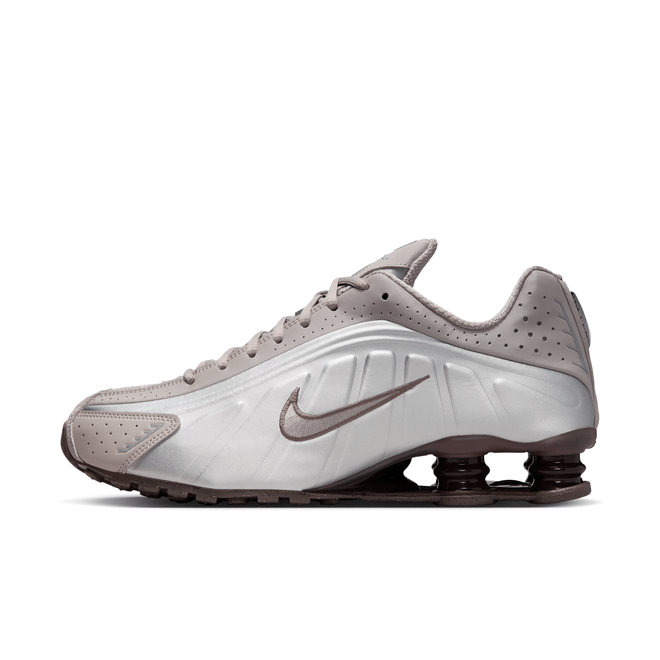 Nike Shox R4