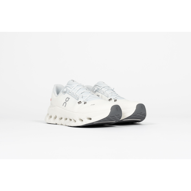 ON Cloudtilt W