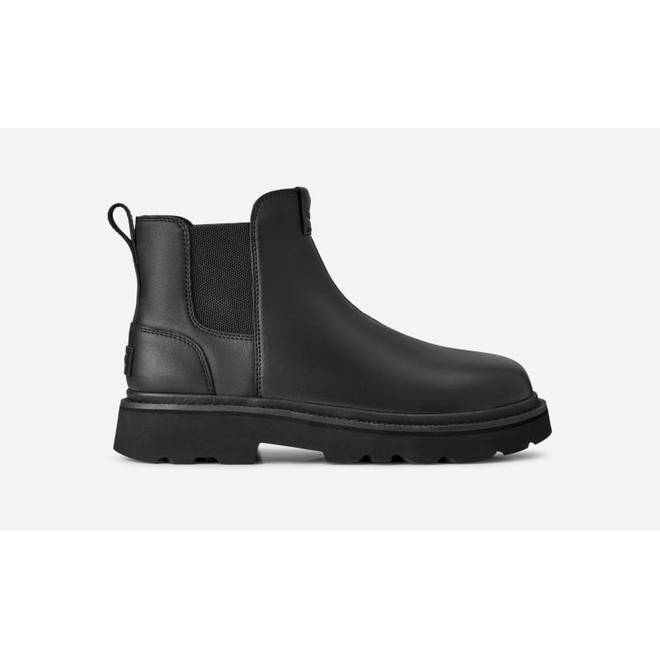 UGG® Chelsea Lug Leather Boot Black