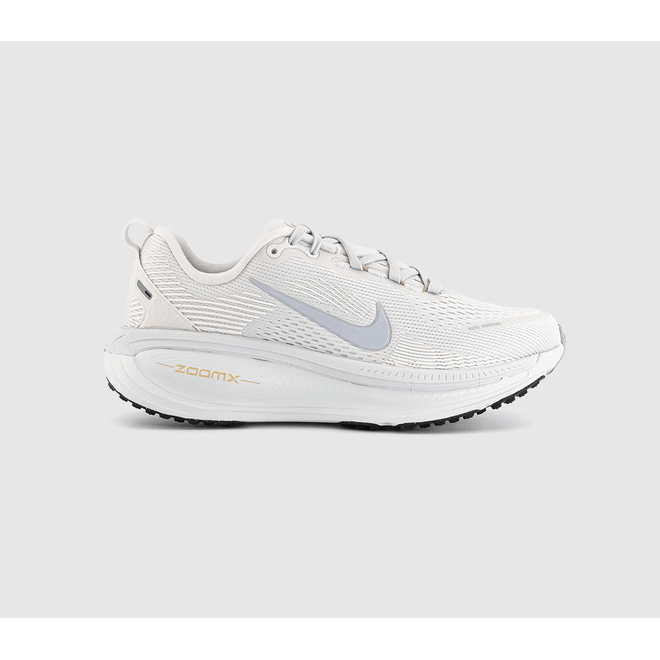 Nike Women's Vomero 18