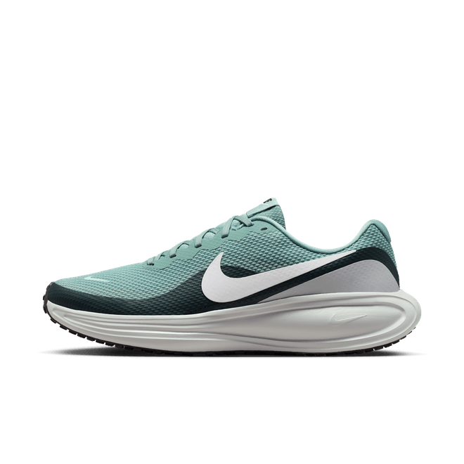 Nike Revolution 8 Road