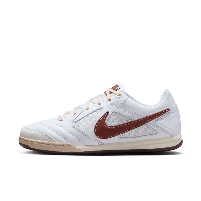 Nike Gato