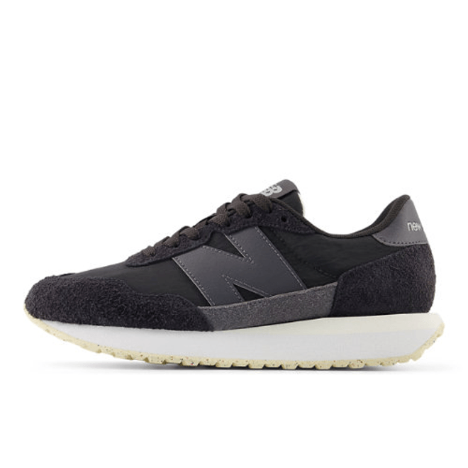 New Balance 237