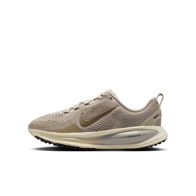 Nike Vomero 18 Older Kids' Road