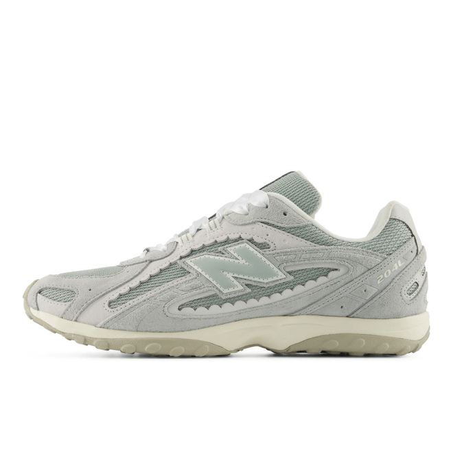 New Balance 204L