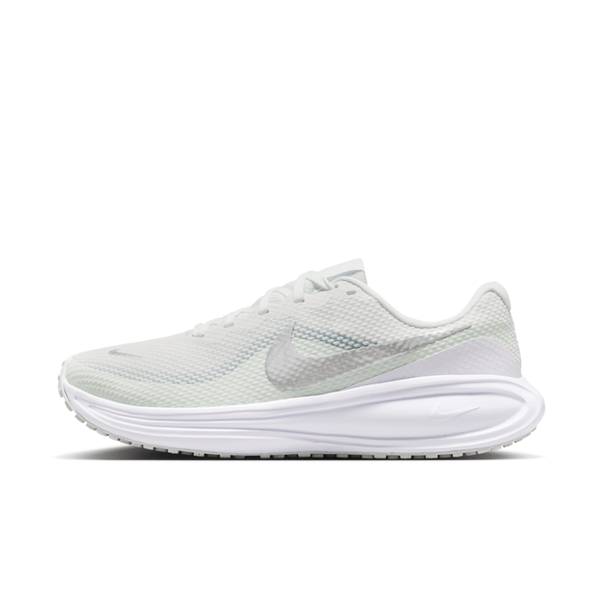 Nike Revolution 8 Road