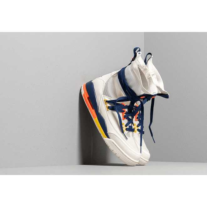 Air Jordan W 3 Retro Exp Lite Xx Sail/ Blue Void-Turf Orange-Bright Citron