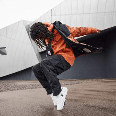 Champion Model Dancing