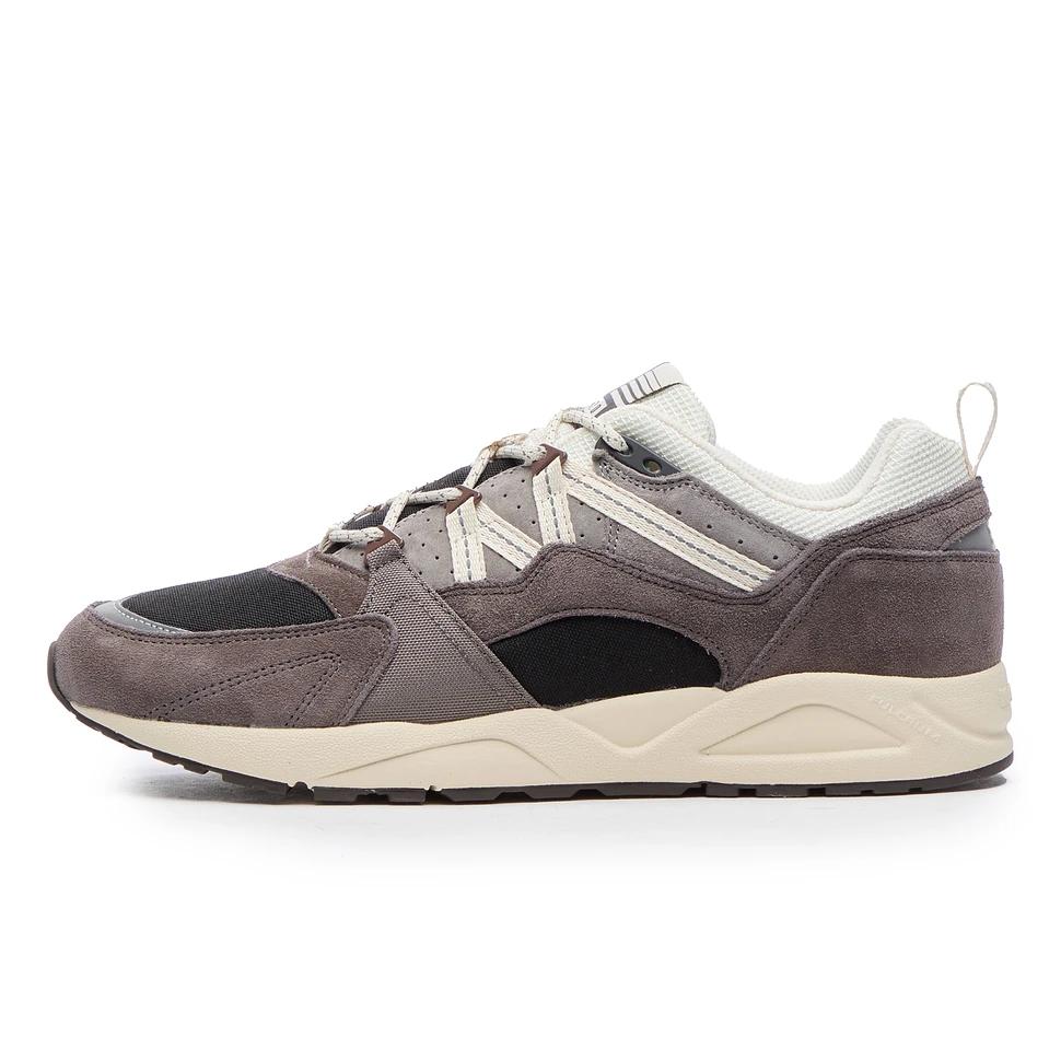 Karhu Fusion 2.0 'Dark Gull Gray'